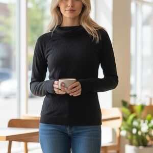 lululemon athletica Black Long pullover/hoodie